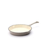 STEKPANNA MED HÖGA KANTER FRÅN JERNVERKET – OFF WHITE